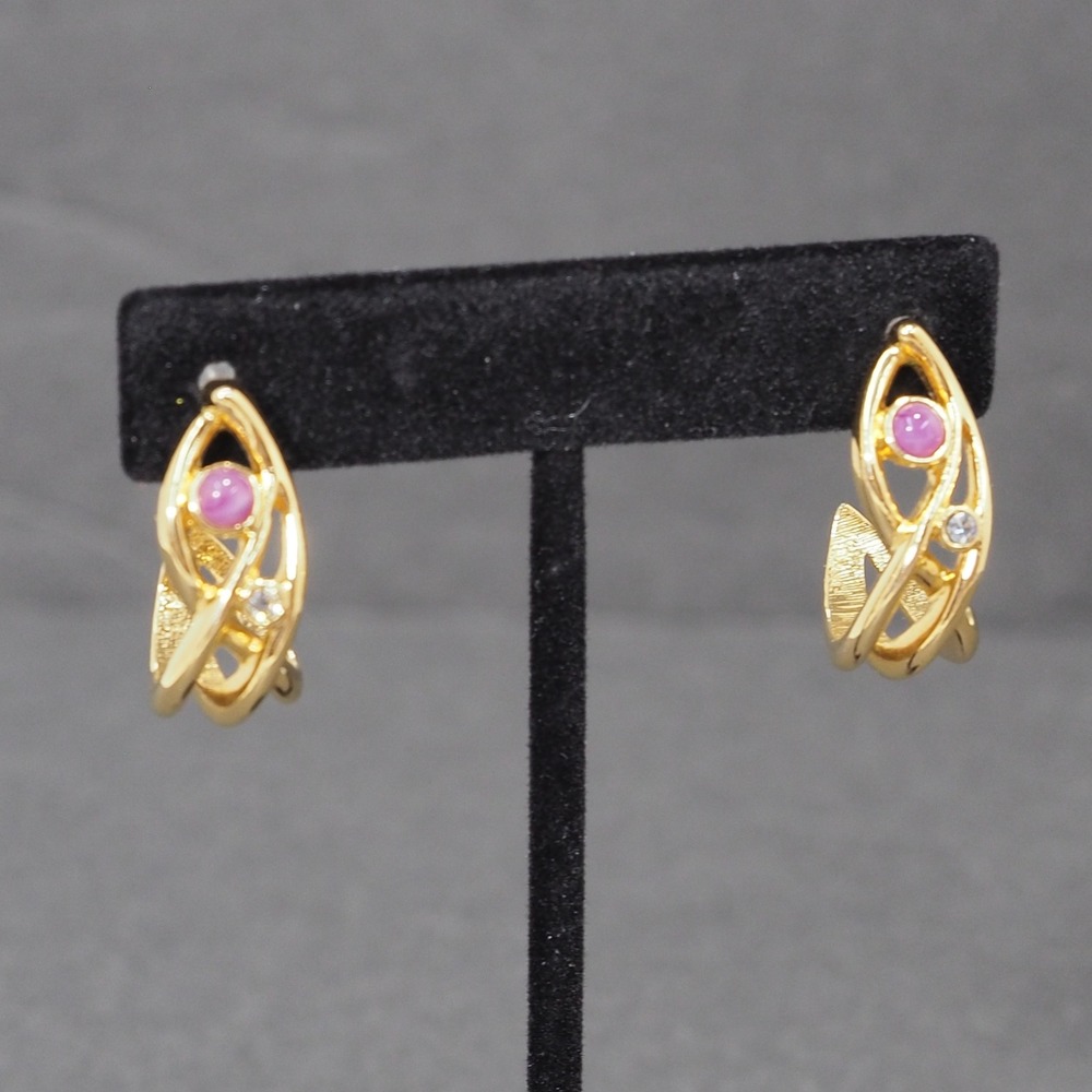 Avon Jewelesque Pastels Earrings Gold Tone Cabochon Rhinestone Half Hoop 1991
